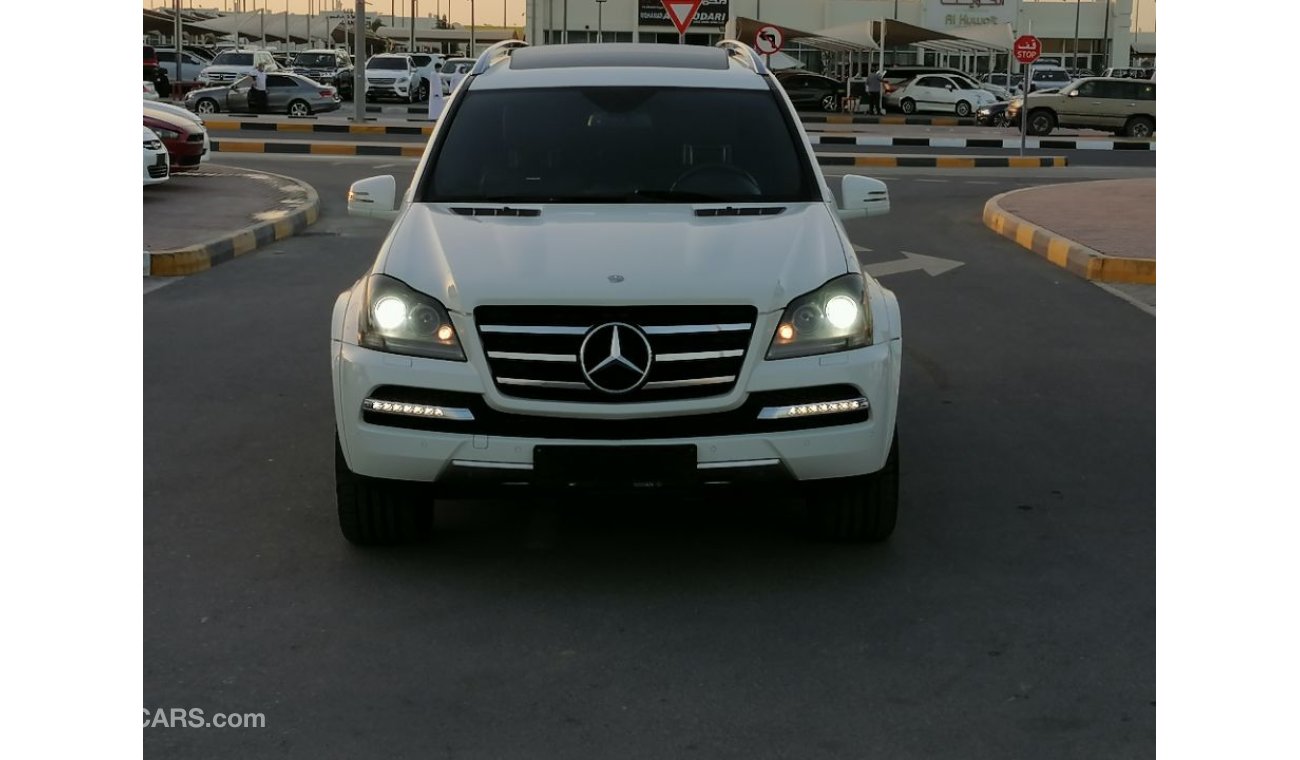 Mercedes-Benz GL 500 Mercedes GL 500 2012 Gcc Specefecation Very Clean Inside And Out Side Without Accedent Full Option N