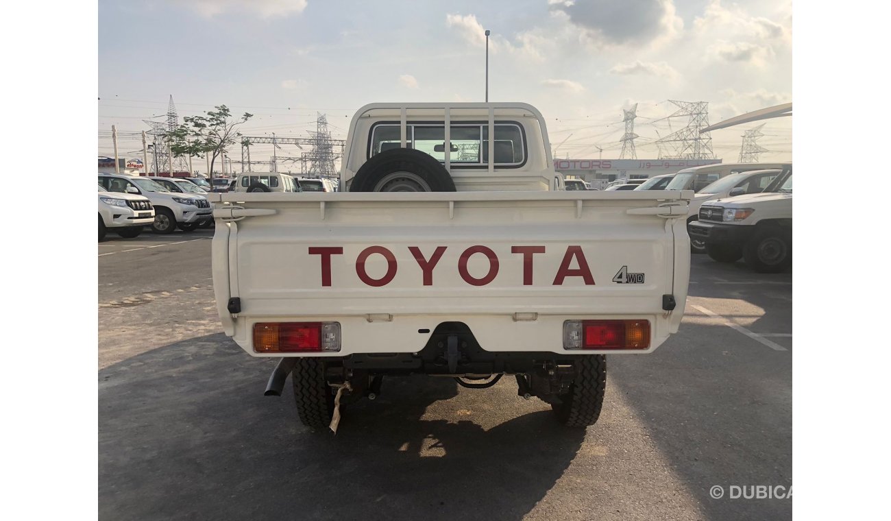 Toyota Land Cruiser Pick Up 4.2L DIESEL 6-CYLINDER SINGLE CABIN 2023