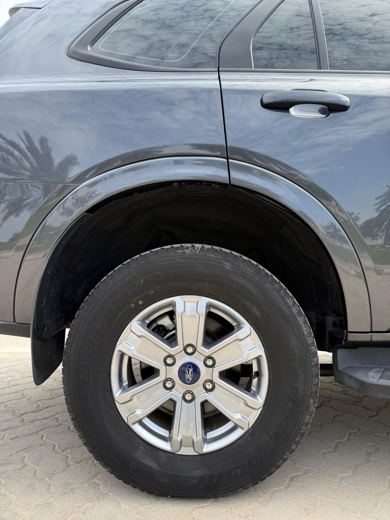 فورد ايفرست Ambiente