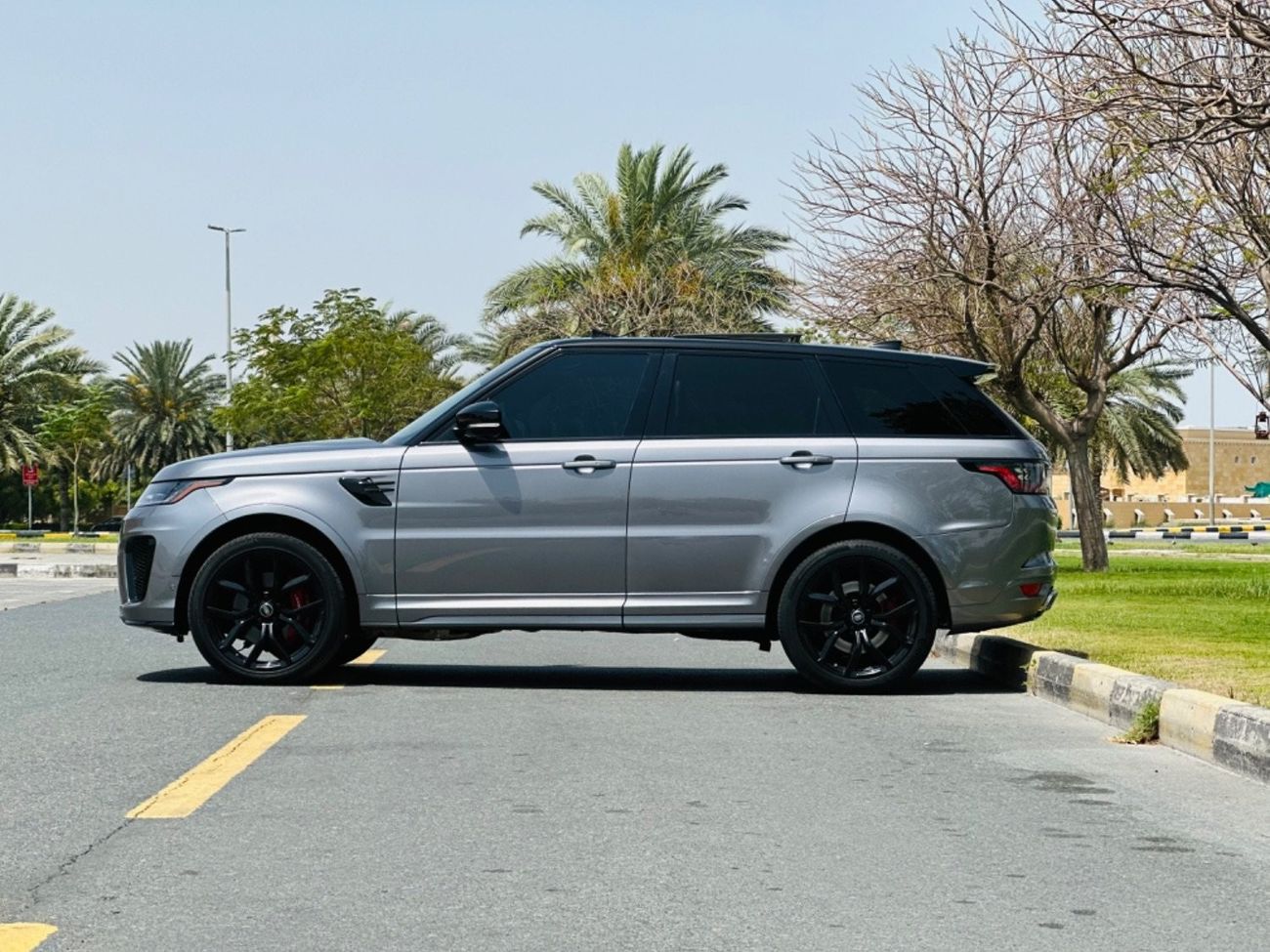 Land Rover Range Rover Sport RANGE ROVER SPORT SVR ORIGINAL V8 MODEL 2020