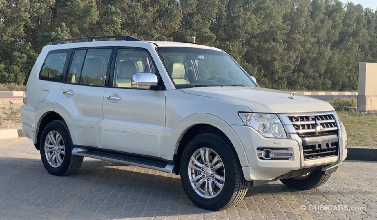 ميتسوبيشي باجيرو 2016 GLS V6 3.8L Ref#709