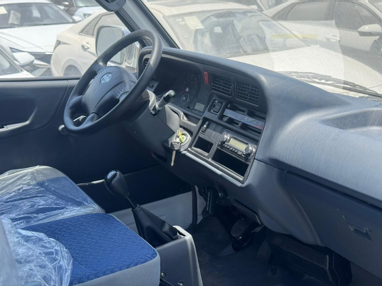 Jincheng Hiace PASSENGER || 2.2L PETROL M/T FABRIC SEATS(CODE#JJP)