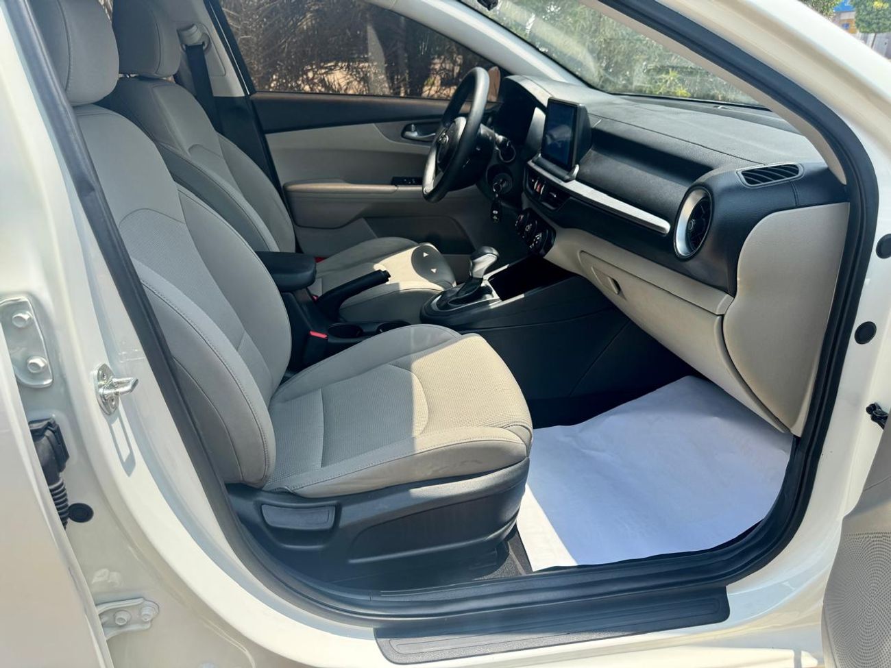 كيا سيراتو LX 1.6L Sedan