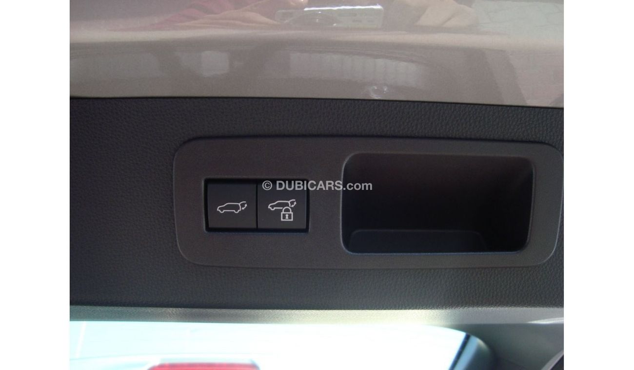 Lexus LX 600 SIGNATURE