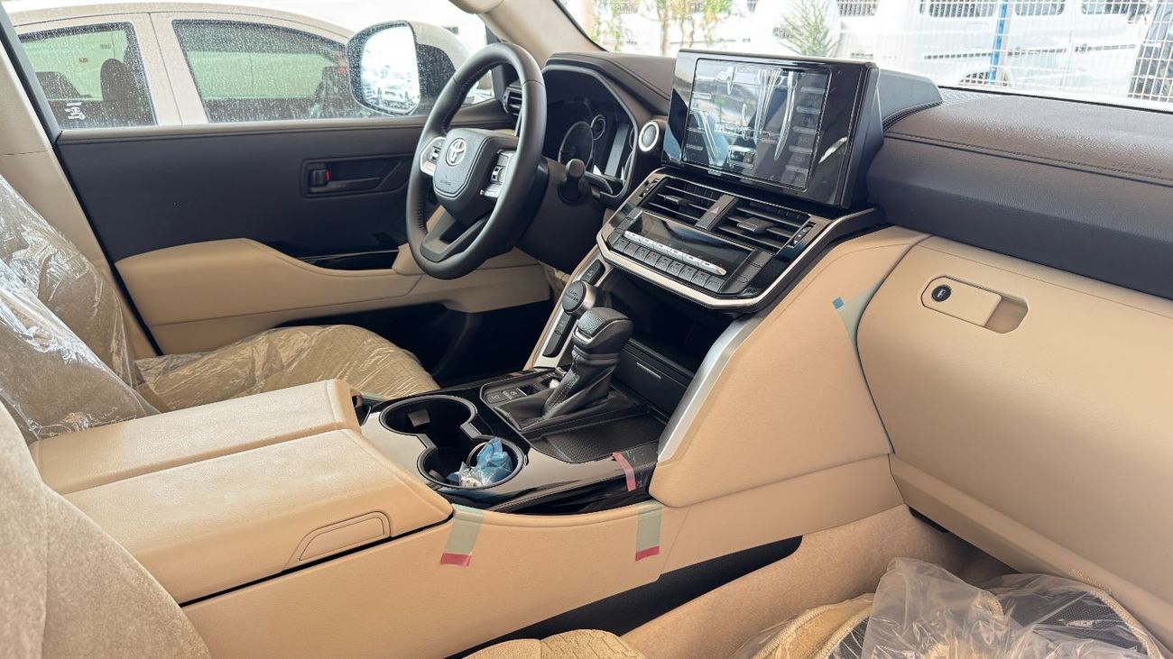 Toyota Land Cruiser LC300 GXR 4.0L AT  BSC OPTION  2024