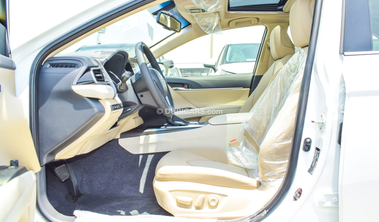 Toyota Camry GLE 2.5L Hybrid