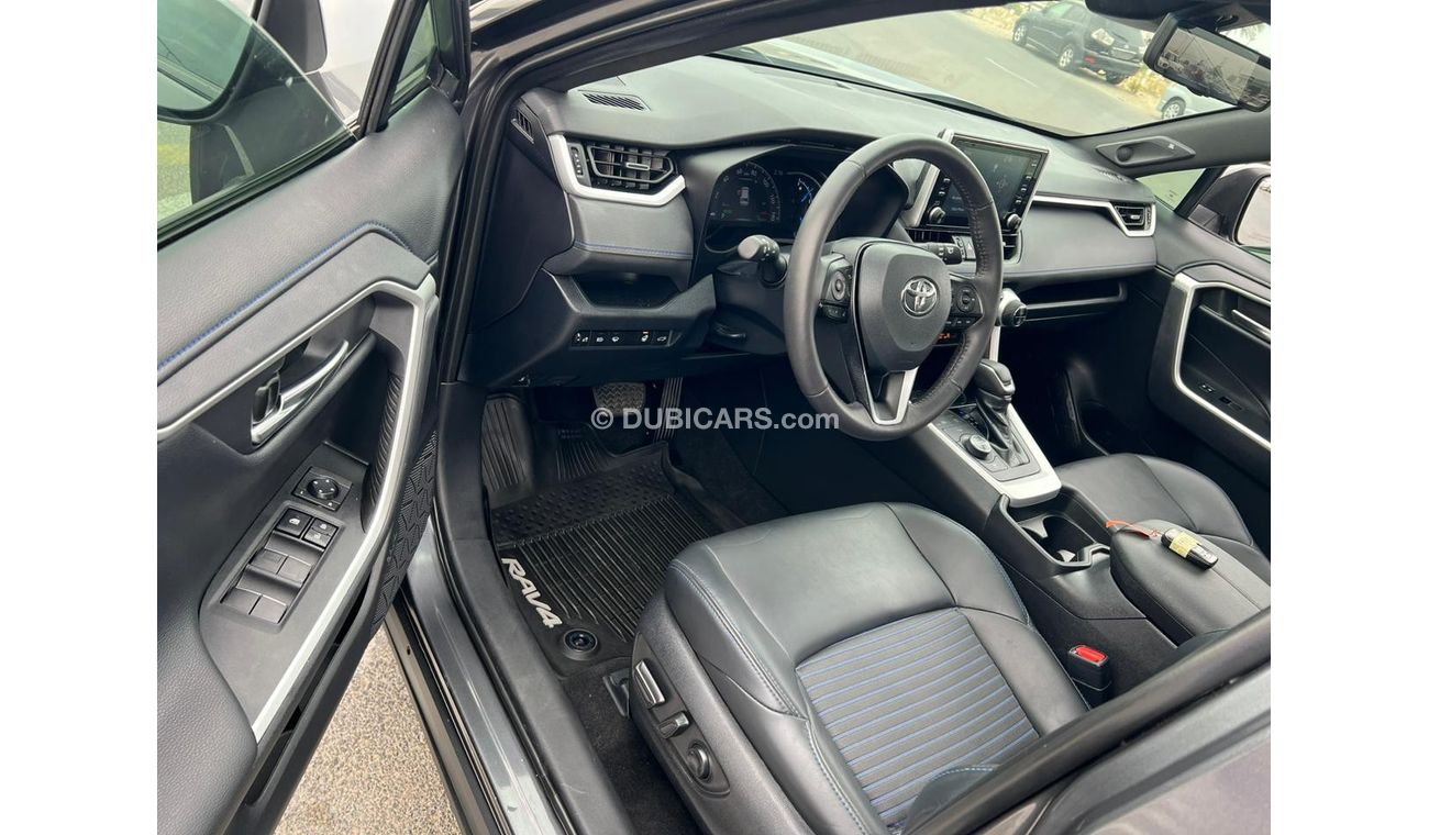 Toyota RAV4 2020 TOYOTA RAV4 HYBIRD 2.5L - V4  AWD / EXPORT ONLY