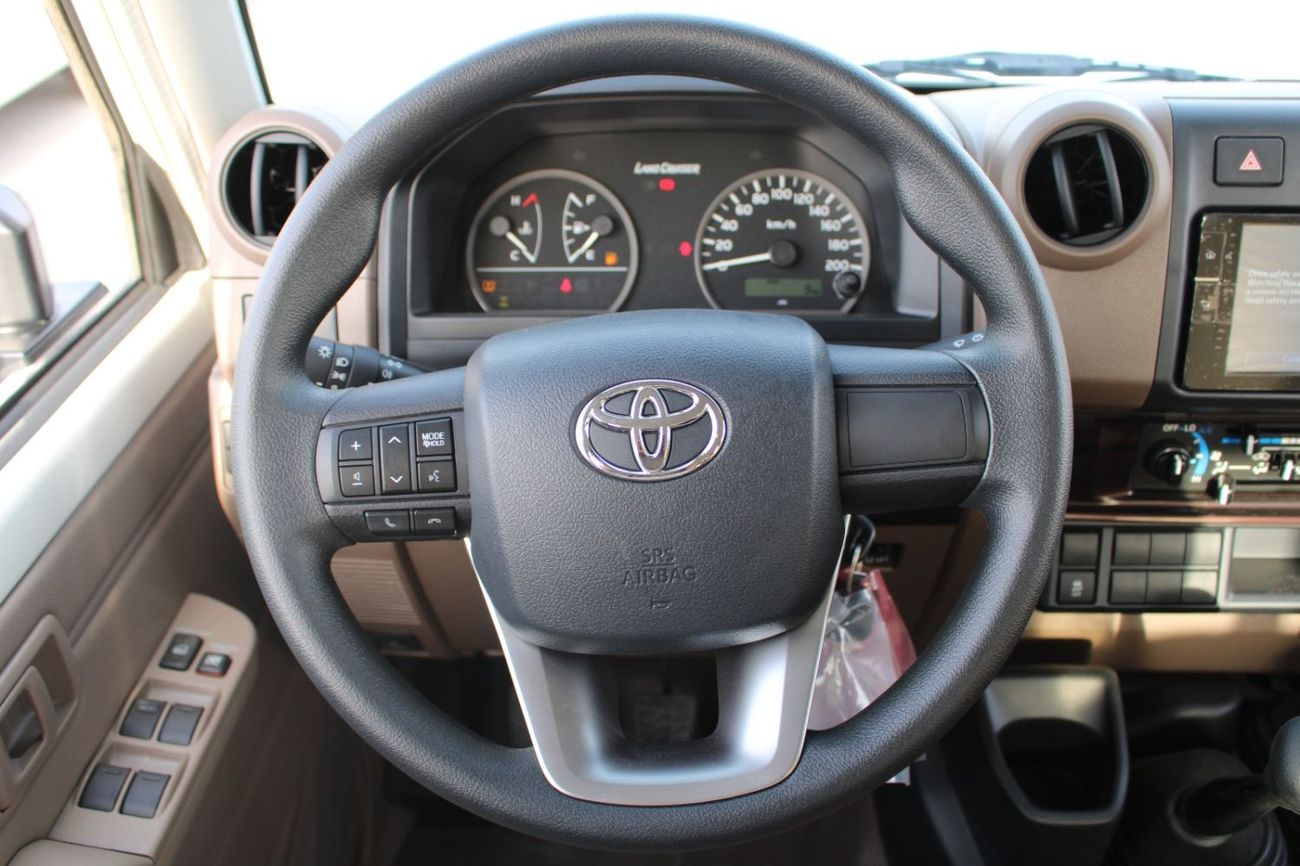 Toyota Land Cruiser Pick Up TOYOTA LANDCRUISER 79 2.8L DIESEL DOUBLE CAB STD E MANUAL