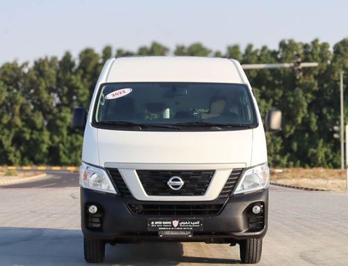 Nissan Urvan Microbus 2.5L M/T Petrol Nissan Urvan 2022 -GCC- accident-free  2.5L-13 seats, excellent condition