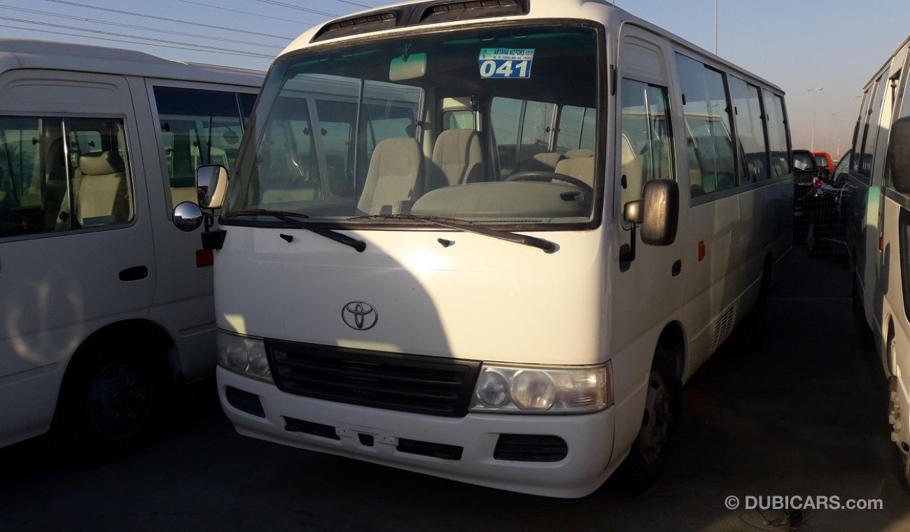 تويوتا كوستر 26 SEATERS DIESEL MANUEL MODEL 2012