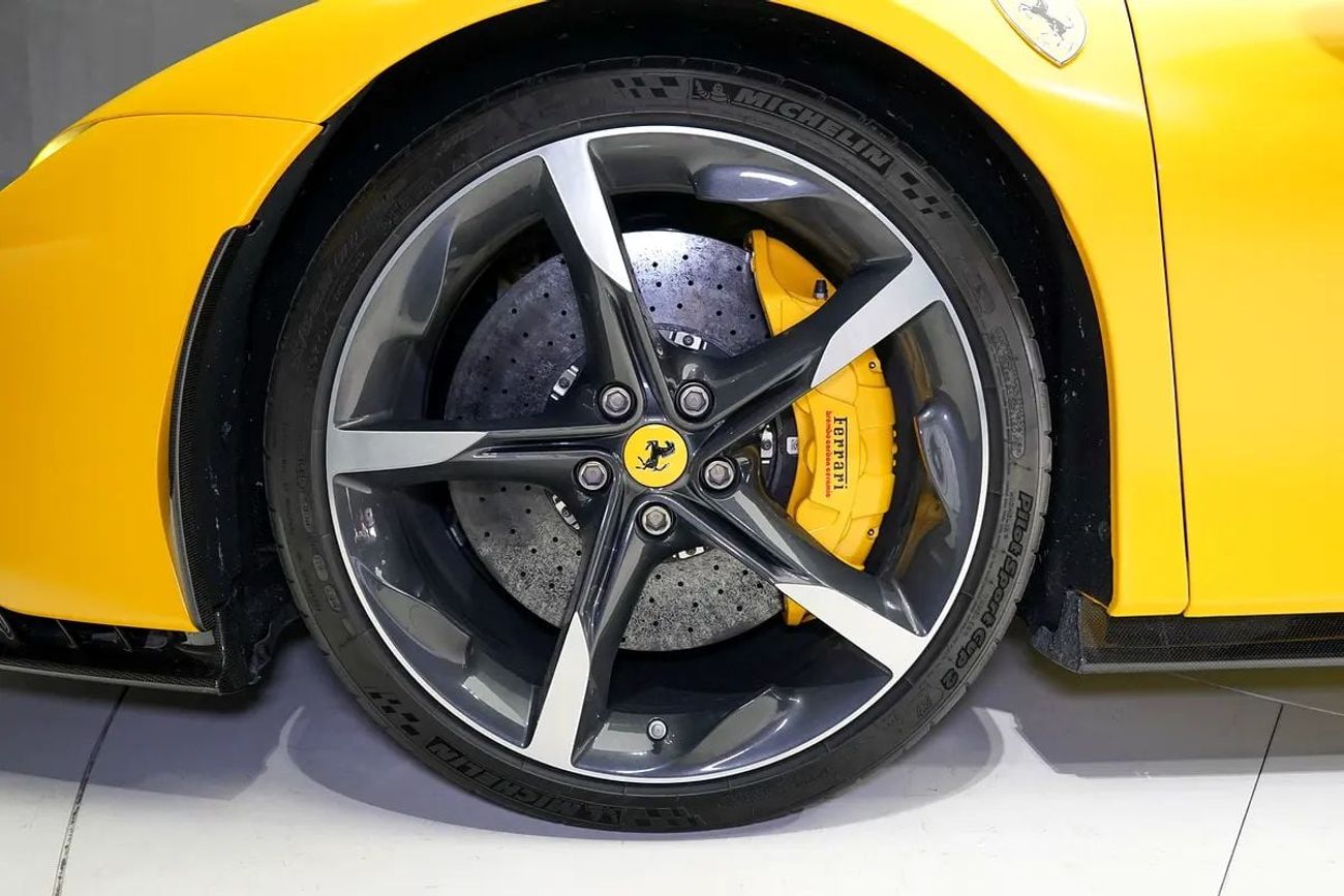 فيراري SF90 ستراديل STRADALE