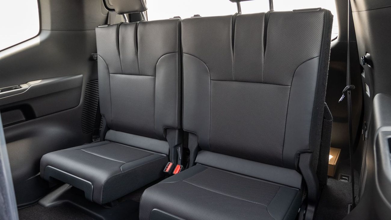 تويوتا لاند كروزر TOYOTA LANDCRUISER 3.3 GXR MID A -2025YM