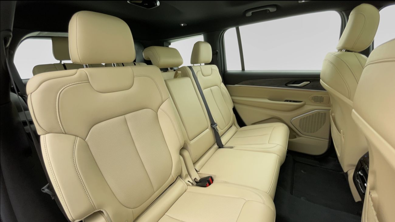 Jeep Grand Cherokee L Limited 3.6L 2023 LIMITED | AED 1945/Month | 0 DP | 30 Day Return | Warranty | Service History