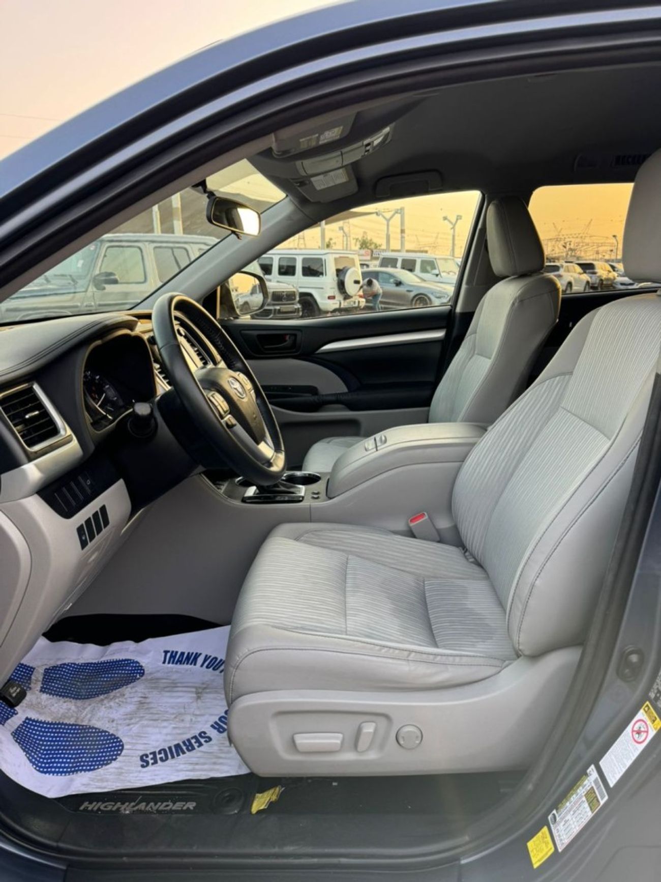 تويوتا هايلاندر TOYOTA HIGHLANDER LE, 4x4, FULL OPTION