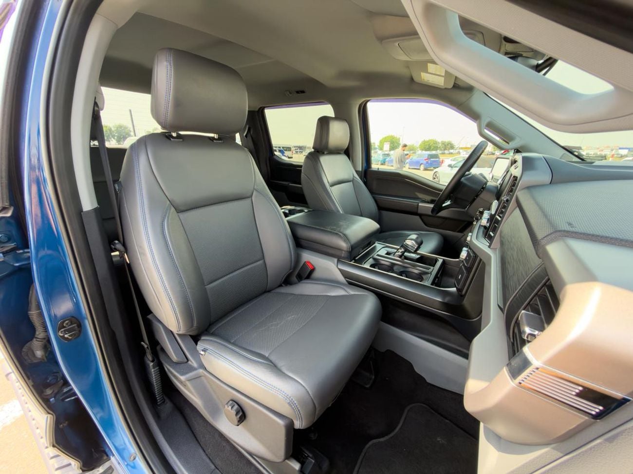 فورد F 150 XLT 3.5L (5 Seater)