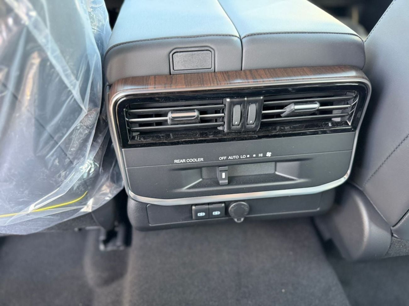 تويوتا لاند كروزر GXR Toyota Land Cruiser 4.0 Full option GCC 2026