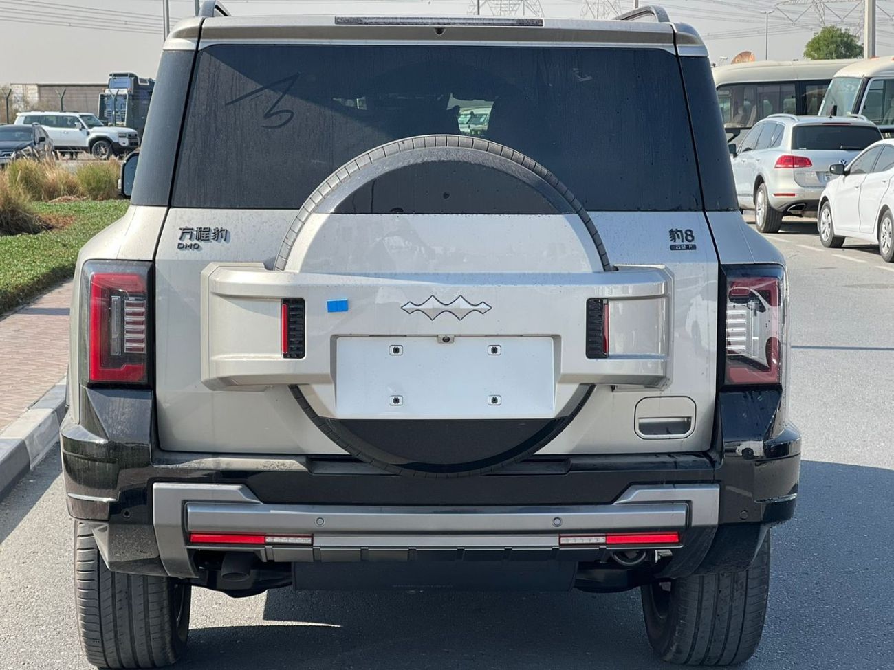 BYD Leopard 8 Smart and Brave Flagship Edition (7 Seats)