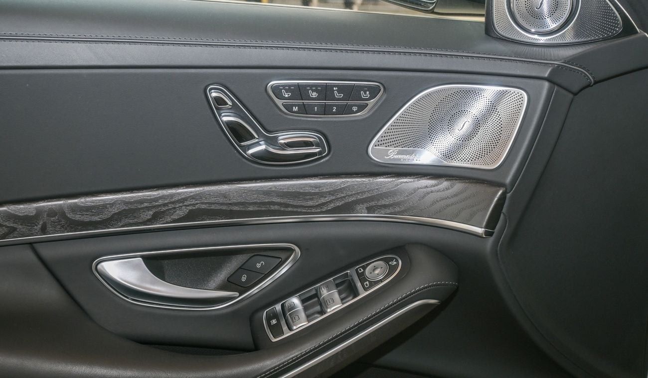 Mercedes-Benz S 63 AMG V8 Biturbo 4M