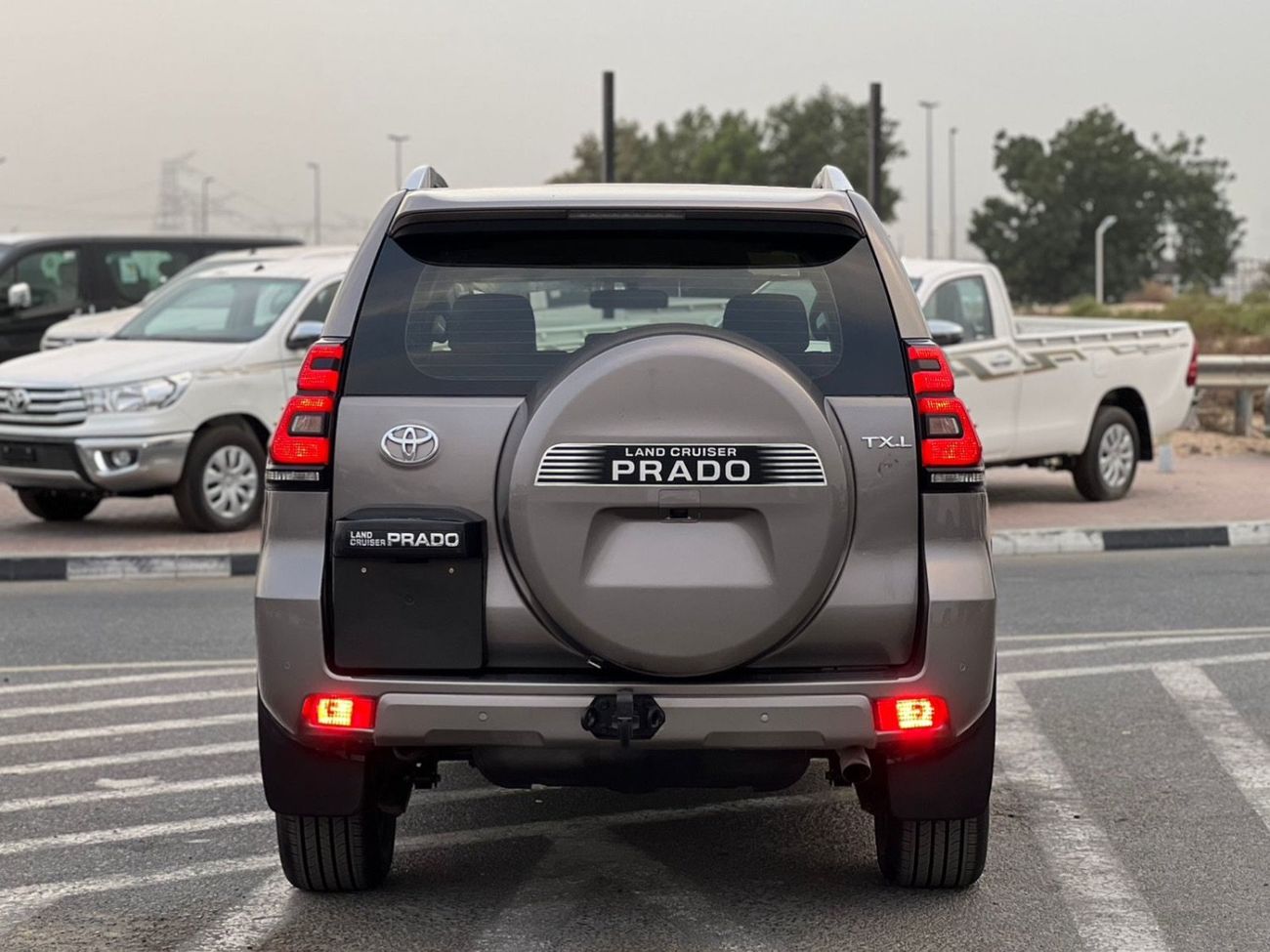 تويوتا برادو 2023 Toyota Prado TXL 4.0L V6  Full Option - AWD 4x4 - Electric Seat - Rear CAM & Sensors - Cool Box