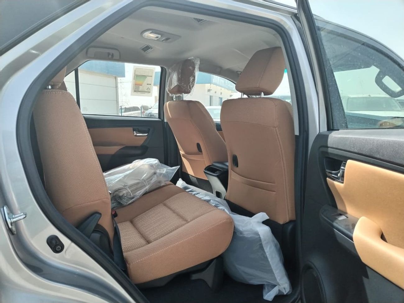 Toyota Fortuner TOYOTA FORTUNER 2.7 AT 4X4 SILVER 2022