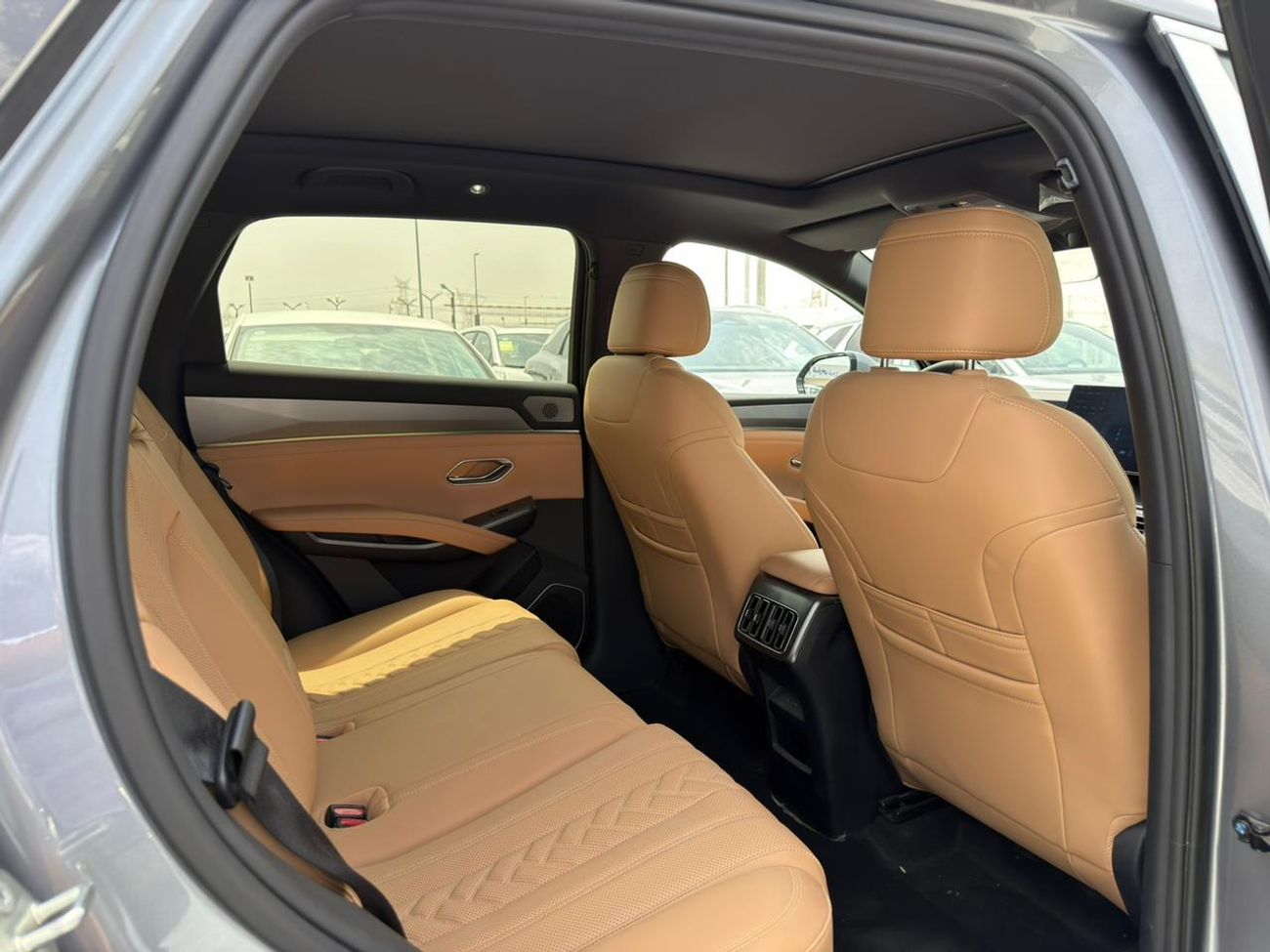 بي واي دي سونغ ل 1.5L PHEV 18.3kWh Battery 2025 Export Price @ 94,000 AED