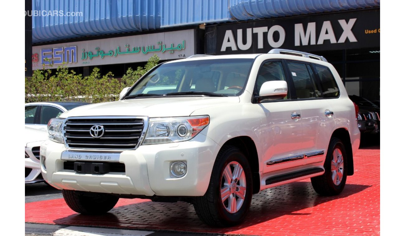 Toyota Land Cruiser (2014) GXR V6 ,GCC