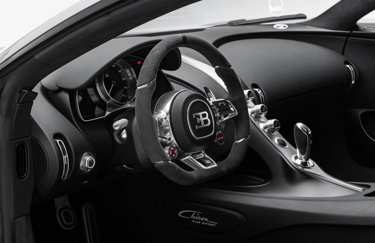 بوغاتي شيرون 8.0L W16 Quad-Turbo Engine | Warranty