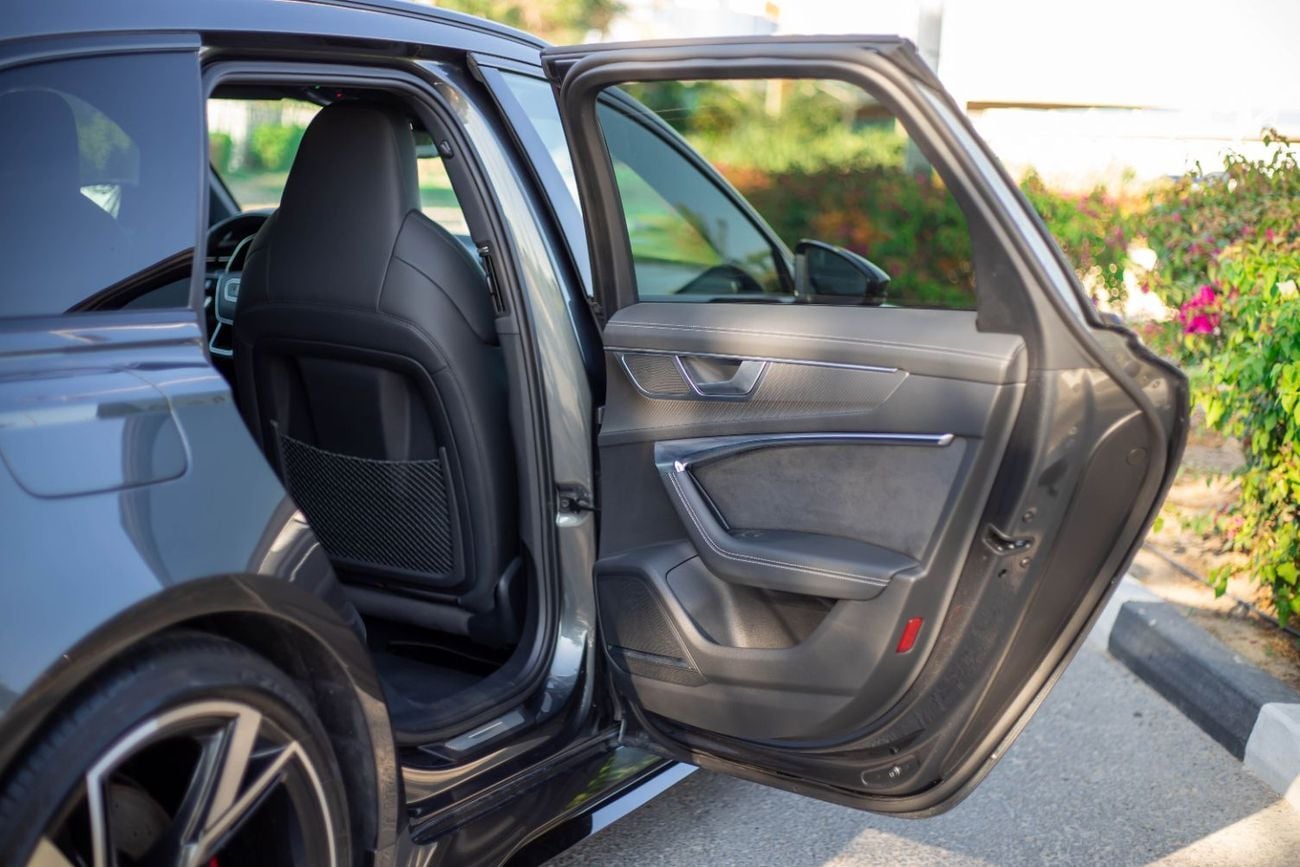 Audi RS6 2024 Audi RS6 Performance with 4.0L twin-turbo V8, 621 hp, 627 lb-ft torque, 8-speed automatic 2024