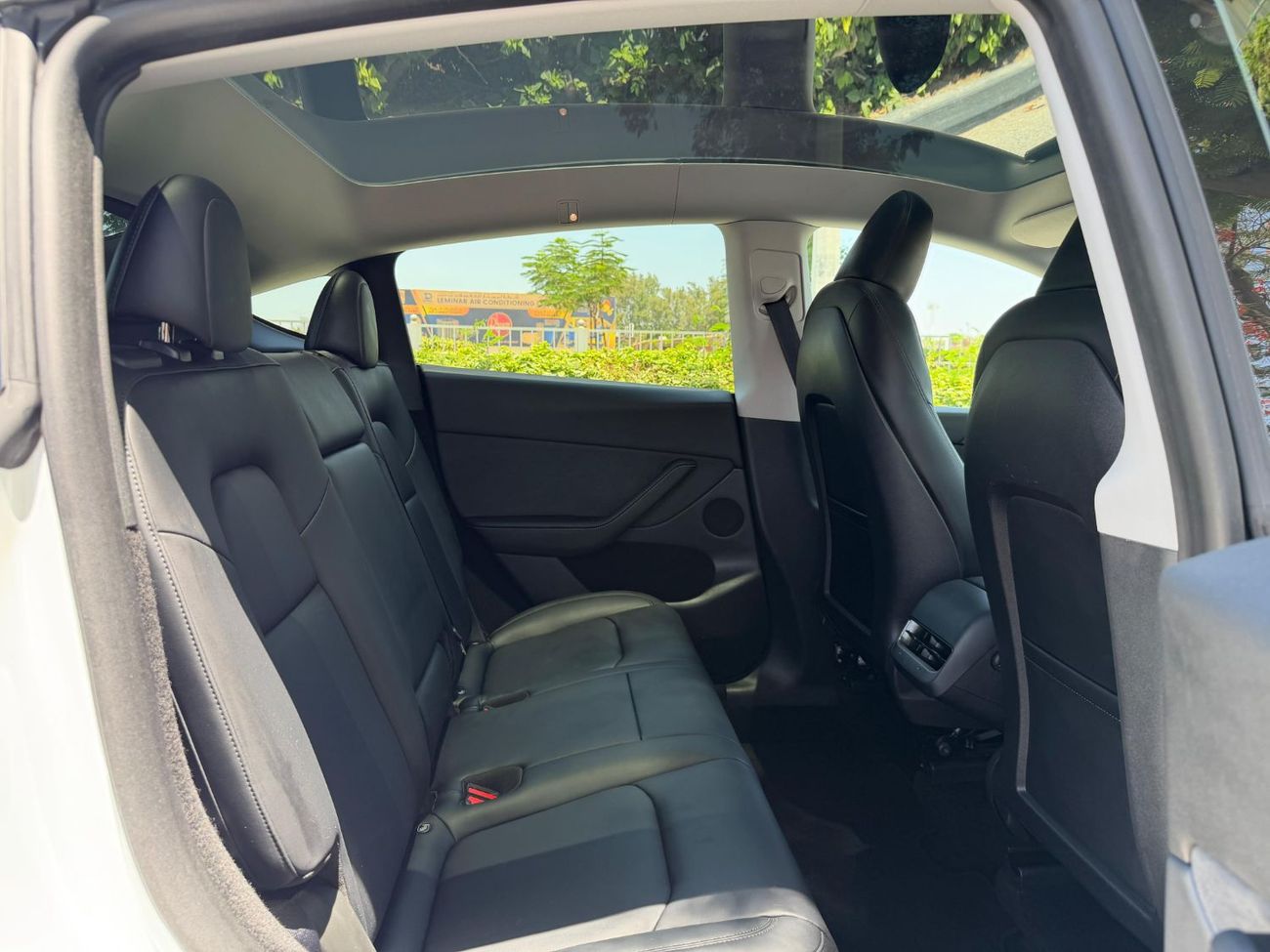Tesla Model Y LONG RANGE