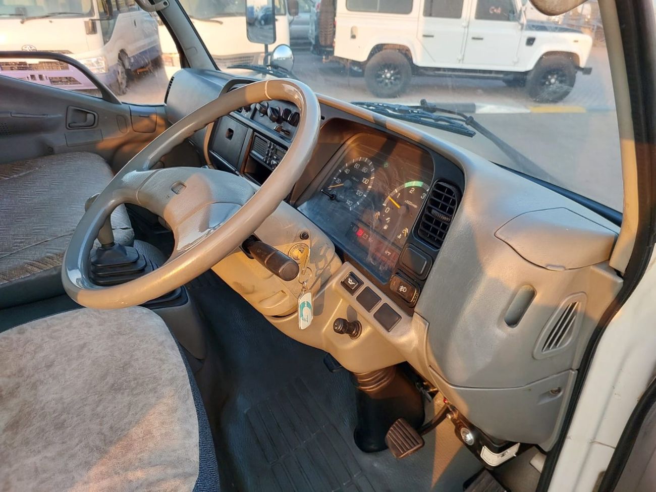 Mitsubishi Fuso Canter MITSUBISHI CANTER ALUMINIUM BODY TRUCK RHD 1994 MODEL 4.5 L DIESEL MANUAL(PM02115)