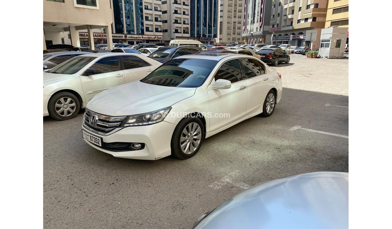 هوندا أكورد LX GCC FULL OPTION