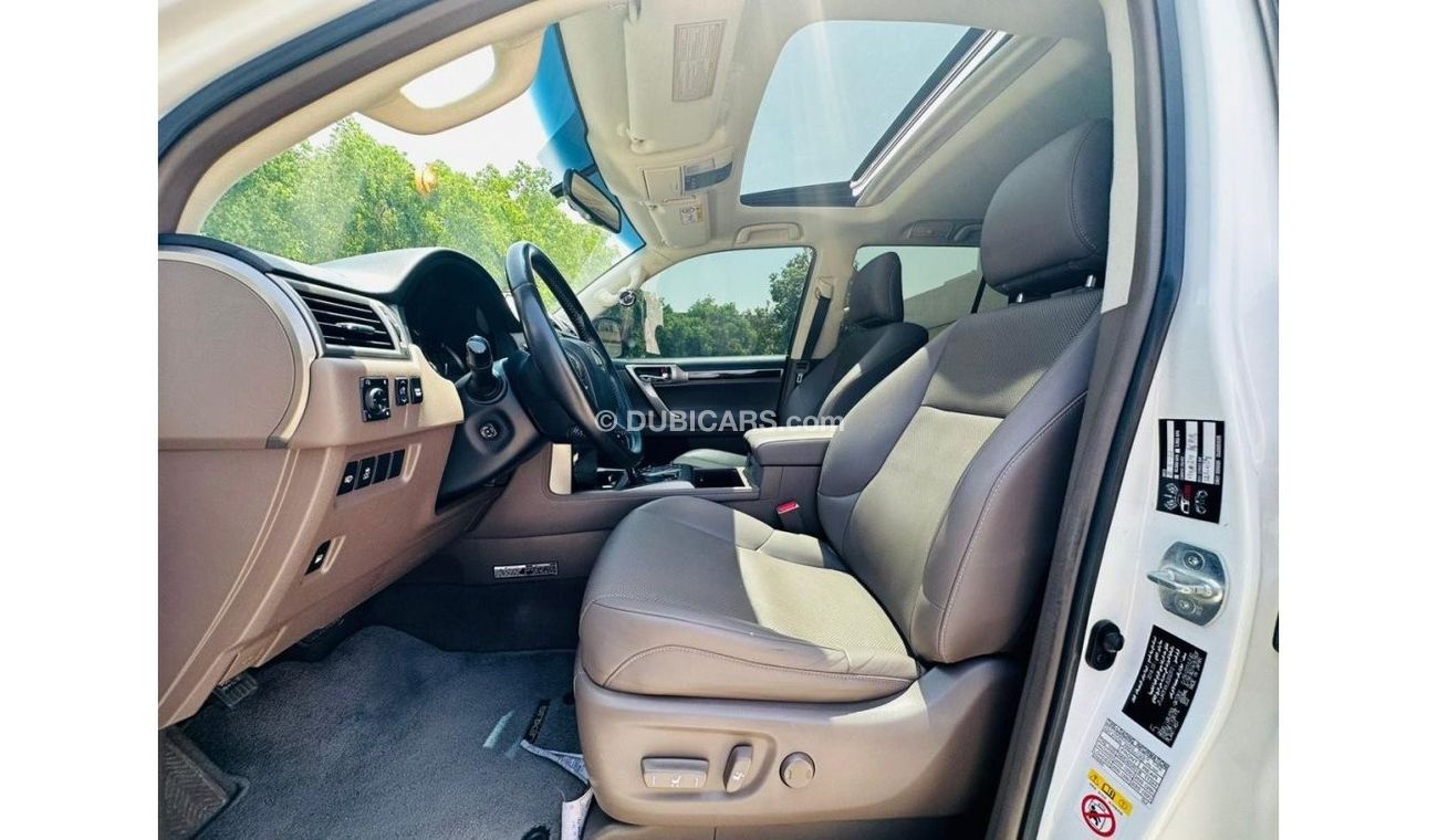 Lexus GX460 Prestige GCC || GX 460 4.6 V8 || 2390 PM || PRISTINE CONDITION || 0 % DP || WELL MAINTAINED