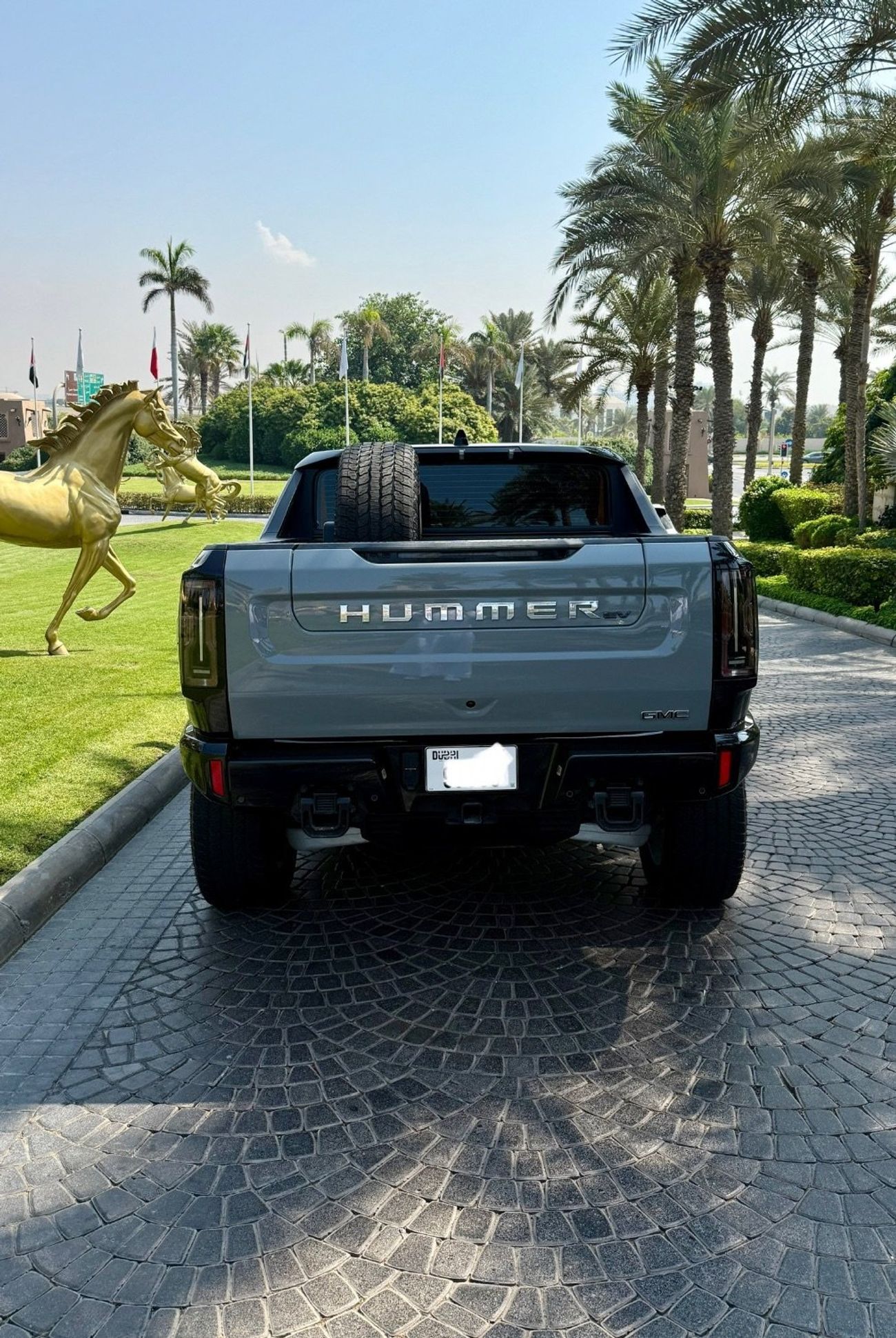 جي أم سي همر EV