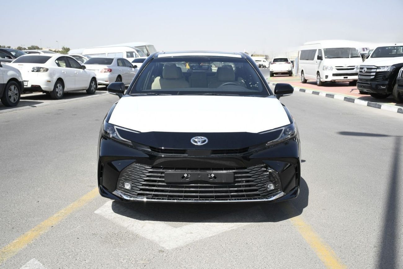 Toyota Camry 2.5L HEV With Sunroof (Ready Car)