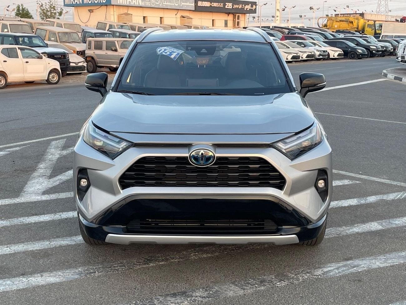 Toyota RAV4 2023 TOYOTA RAV4 SE HYBRID 4x4 IMPORTED FROM USA