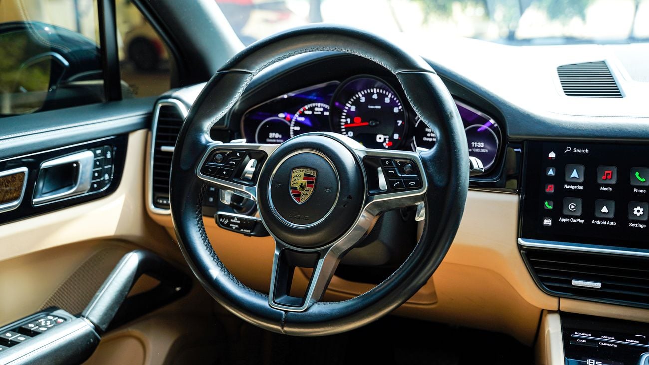 Porsche Cayenne Base