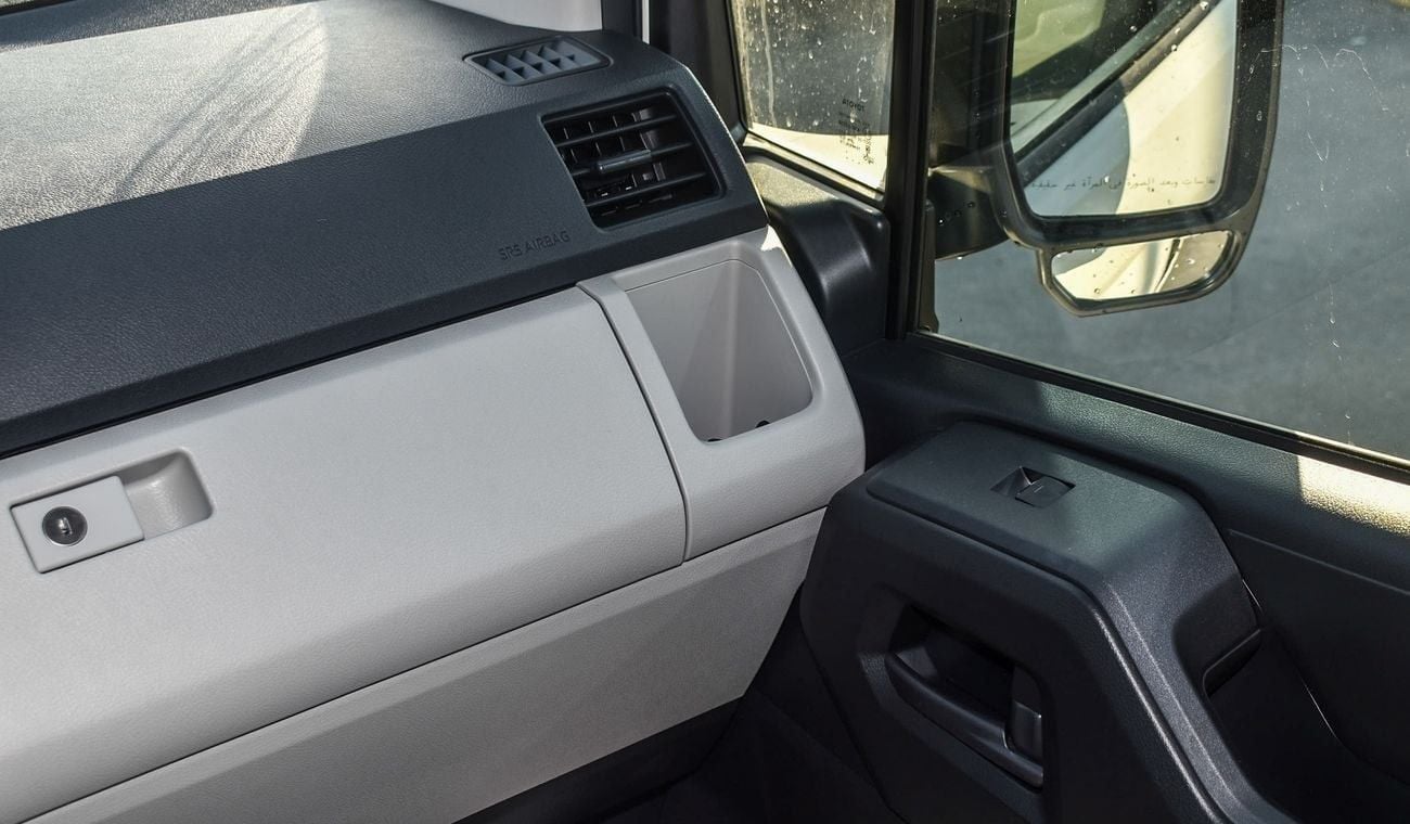 Toyota Hiace HIACE M/T 3.5L DX Petrol ,13 Seats , 2025 Model