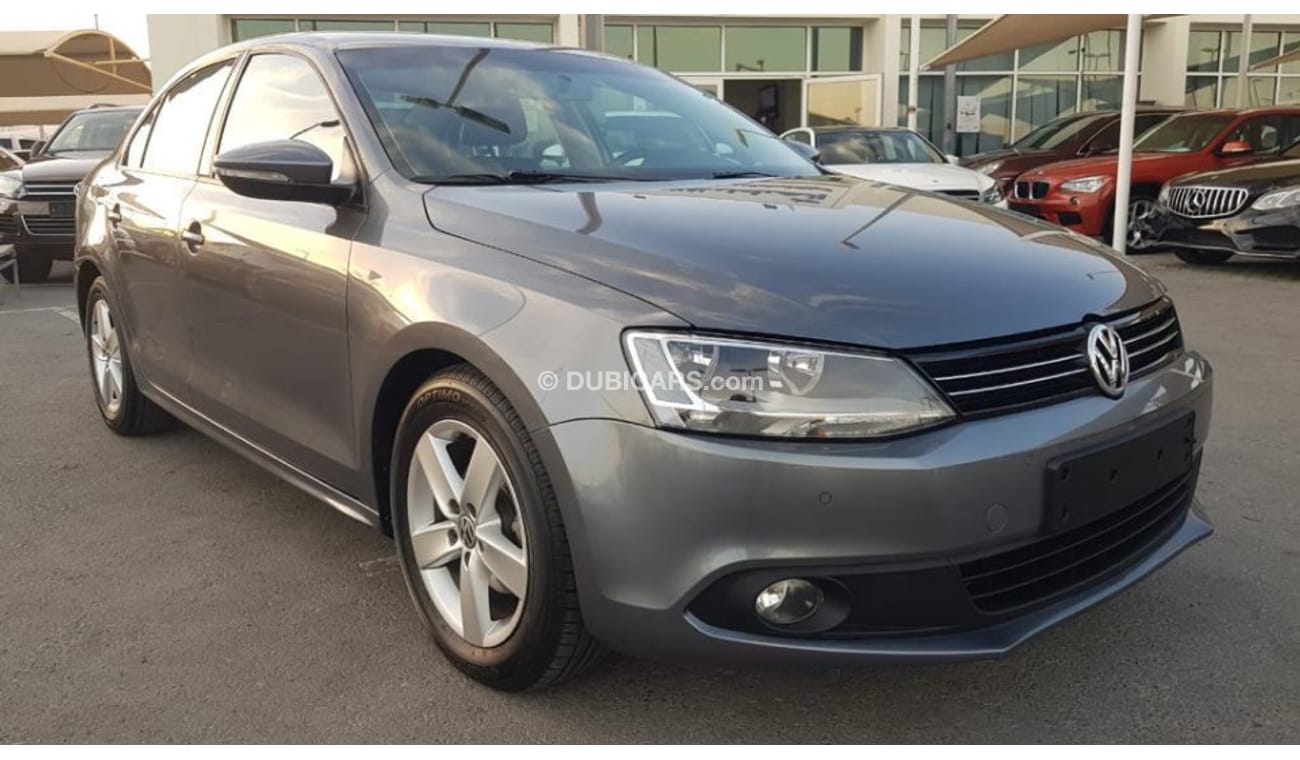 Volkswagen Jetta Getta model 2015 Gcc car prefect  condition