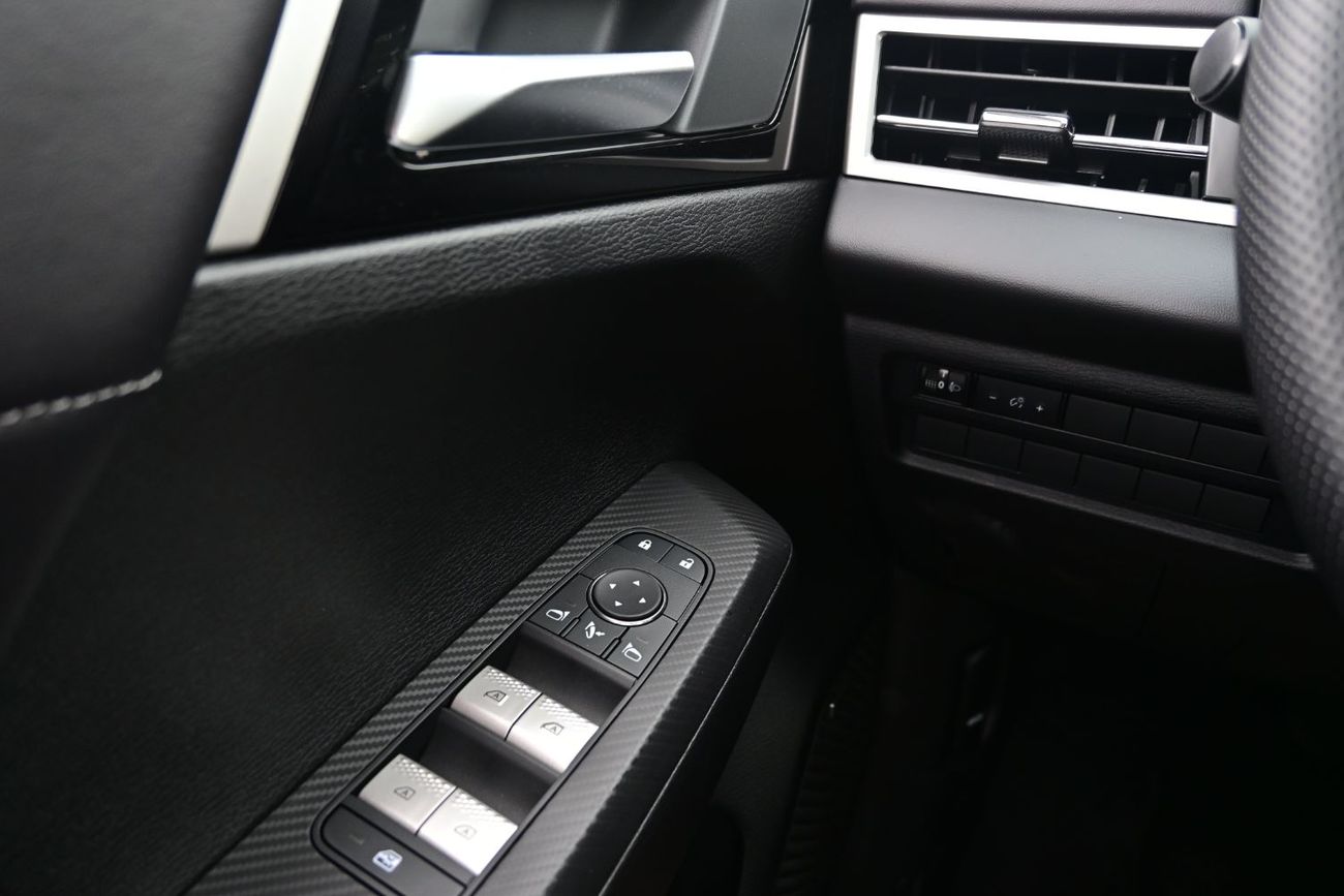 ميتسوبيشي آوتلاندر Mitsubishi Outlander Hi-Line 2.5L Petrol 4WD, Model 2026, Color White