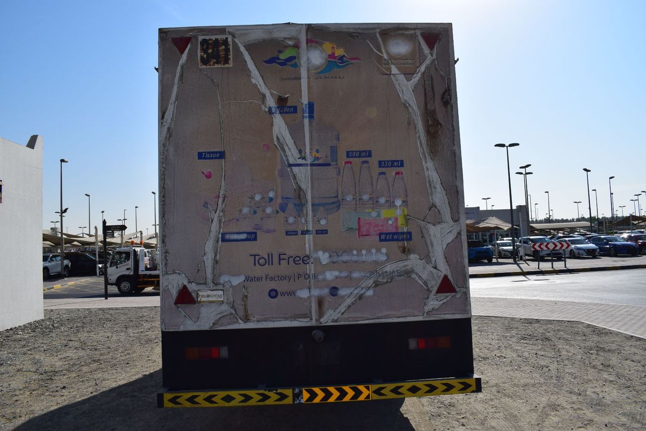 ميتسوبيشي فوسو كانتير Mitsubishi Canter HD pick up, model:2017. Excellent condition