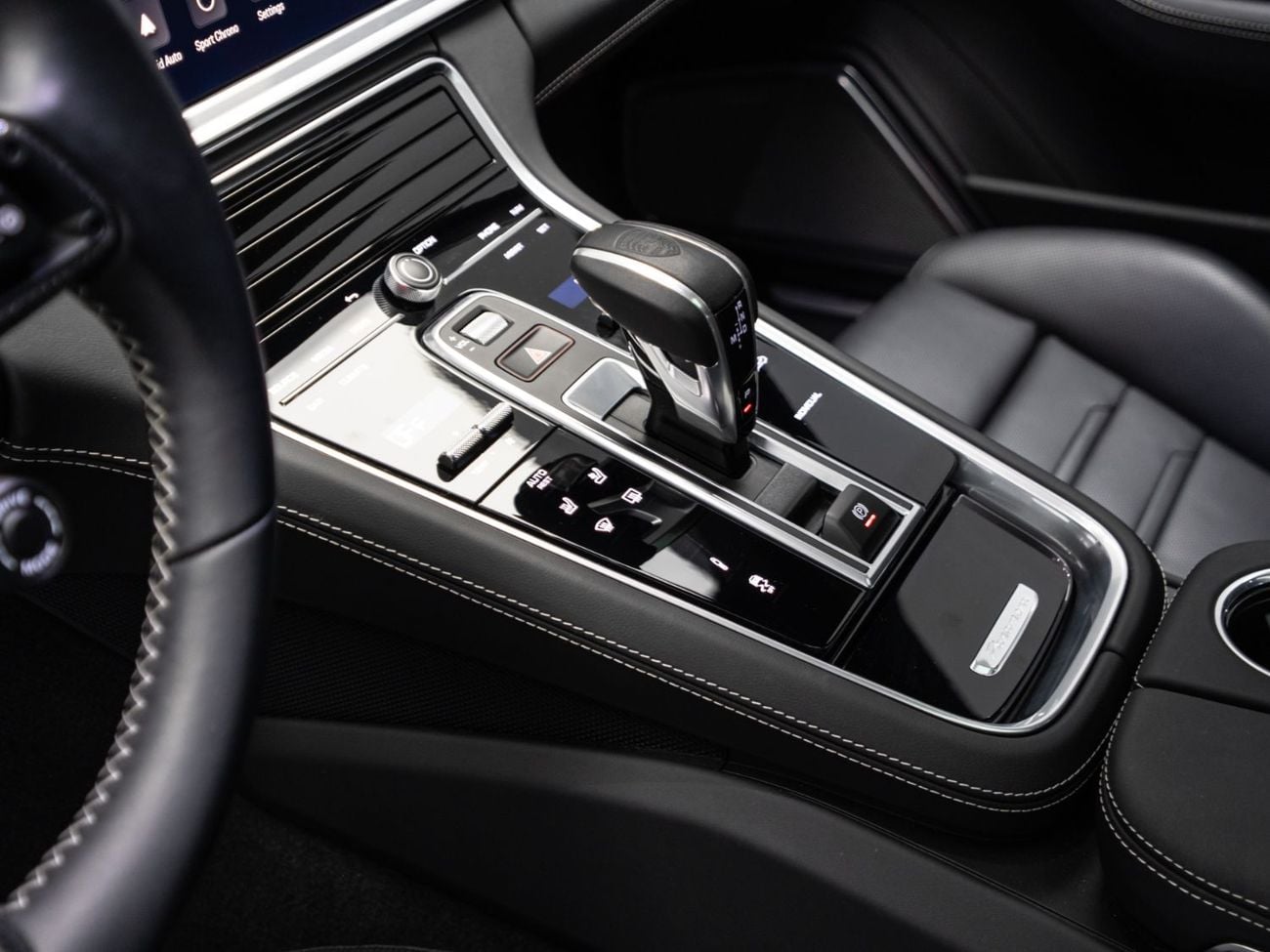 Porsche Panamera 4S E- HYBRID BUY NOW, PAY 2027 | THE BLACKLINE STANDARD | 1 Year Blackline Warranty, GCC, Low KMs, High Spec