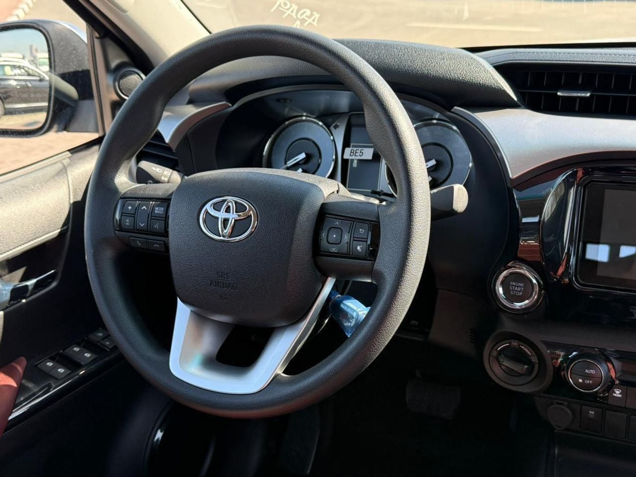 Toyota Hilux SR5 2.7L Petrol 4WD 2026 Export Price @ 137,500 AED