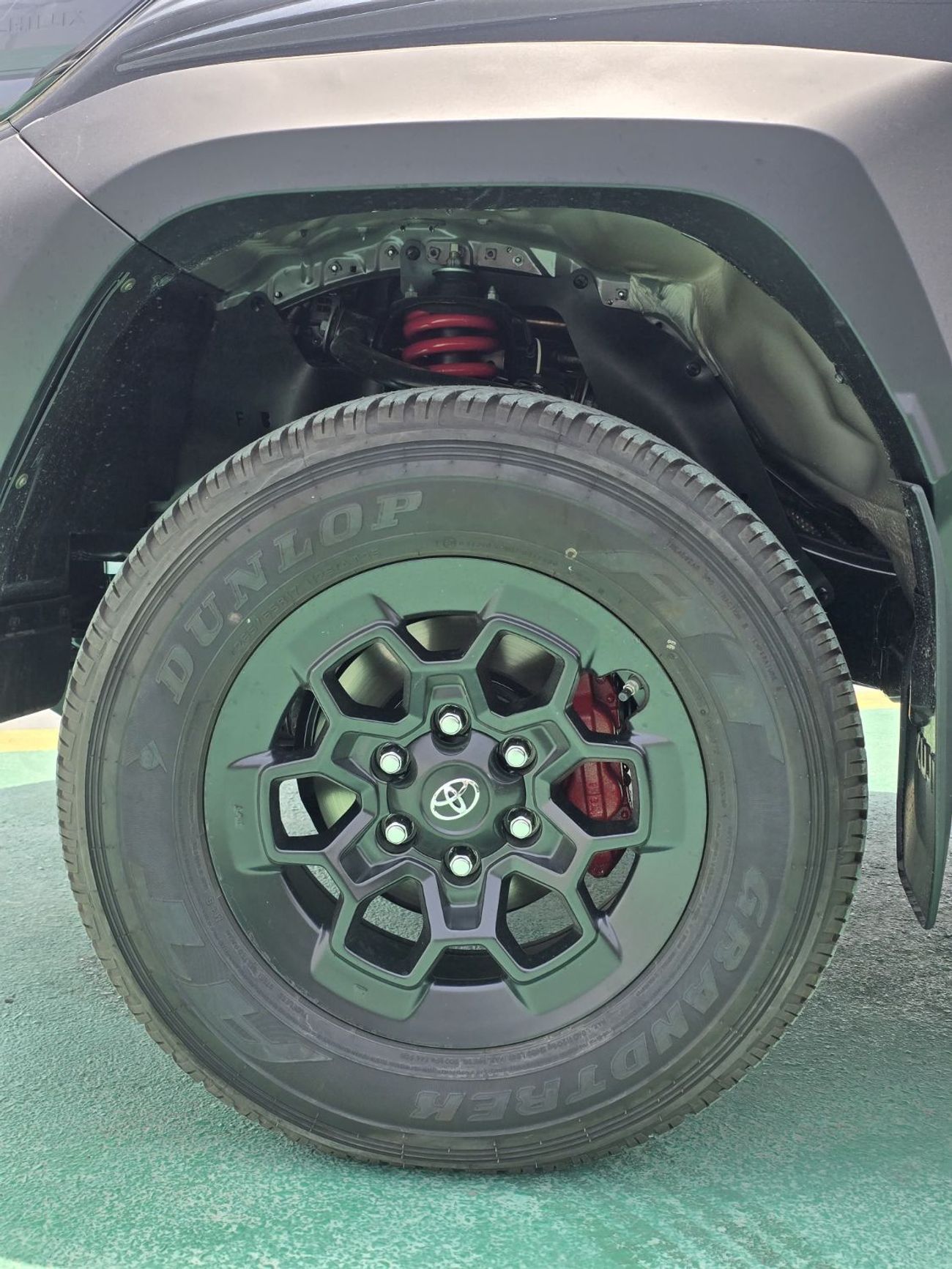 Toyota Hilux GR Sport 4.0L 2025 MODEL