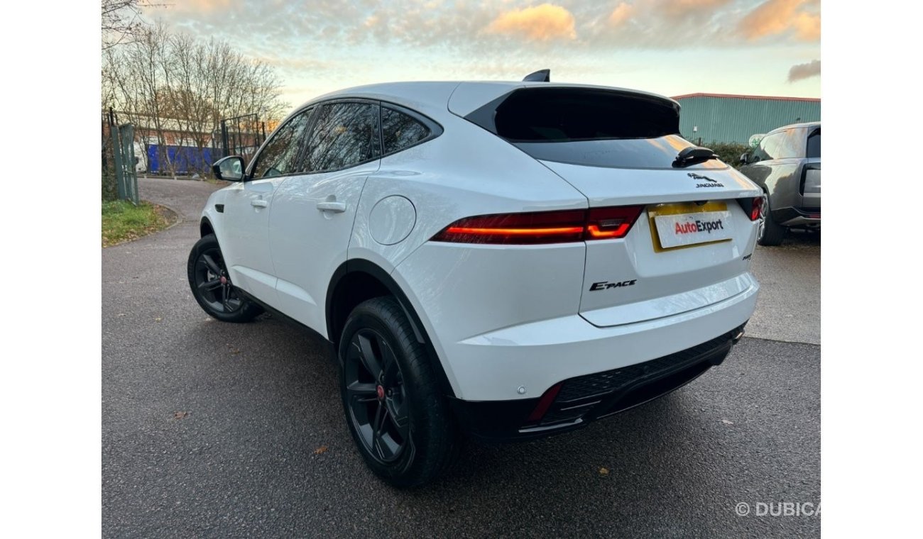 Jaguar E-Pace P300e