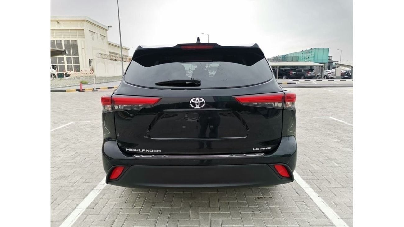 Toyota Highlander Toyota Highlander LE - 2022 - Black