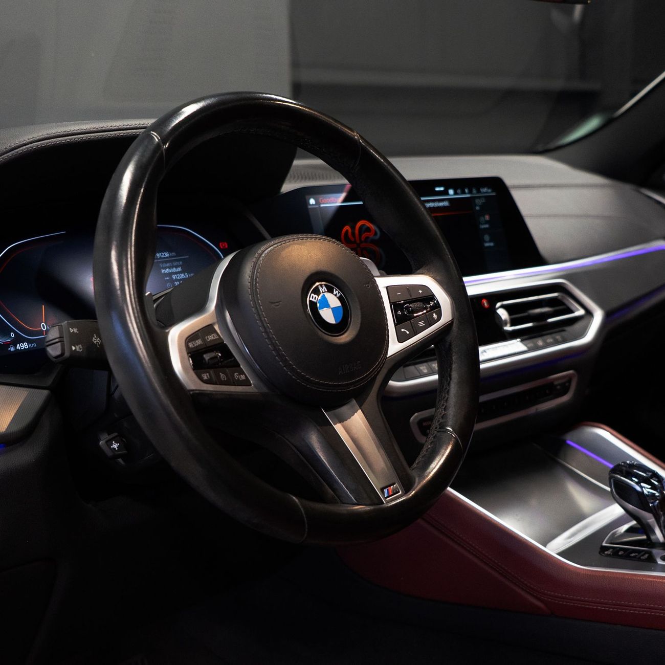 BMW X6 xDrive 40i 3.0L AED 3,257 pm • 0% Downpayment • BMW X6 xDrive40i • 1 Year Warranty