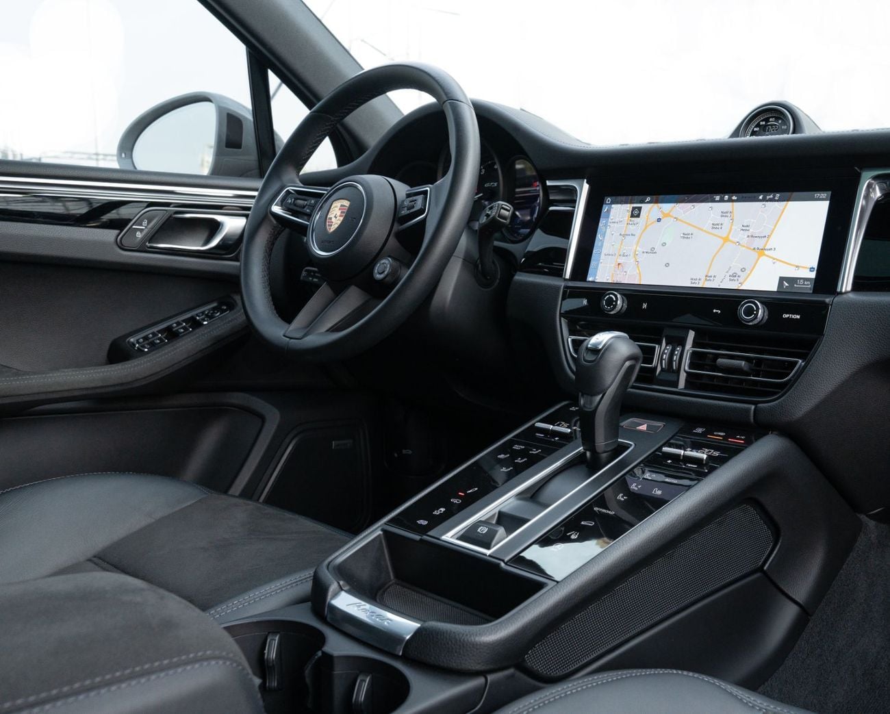 Porsche Macan GTS 2.9L (435 HP) 2023 Porsche Macan, 2027 Porsche Warranty, Sport Chrono Package, Very Low Kms, GCC