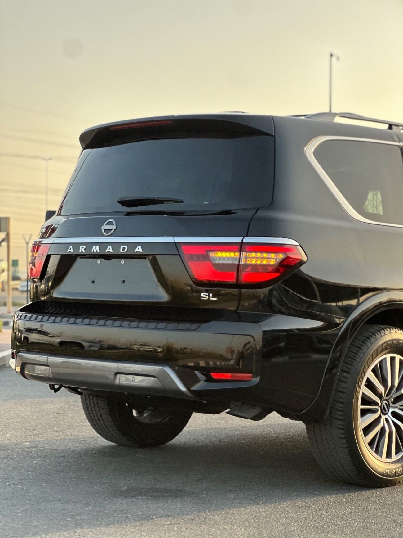 نيسان أرمادا SL 360 camera,Sunroof Full option