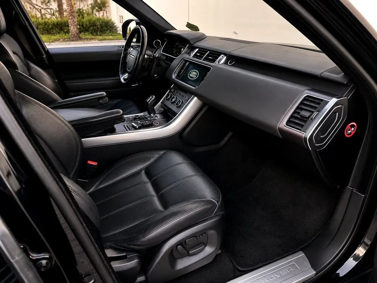 لاند روفر رينج روفر سبورت HSE Pristine HSE | GCC Specs | Low Mileage