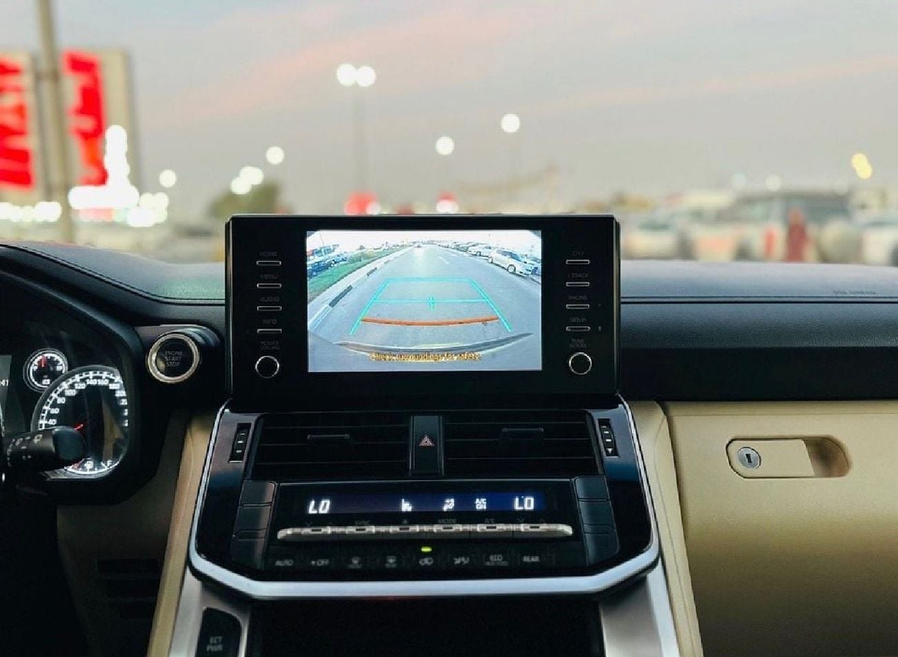 تويوتا لاند كروزر 2023 Model GXR V6 LC300 Full Option Car Very Clean And Perfect Condition